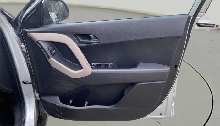 2017 Hyundai Creta E PLUS 1.6 PETROL, Petrol, Manual, 37,032 km, Driver Side Door Panels Control