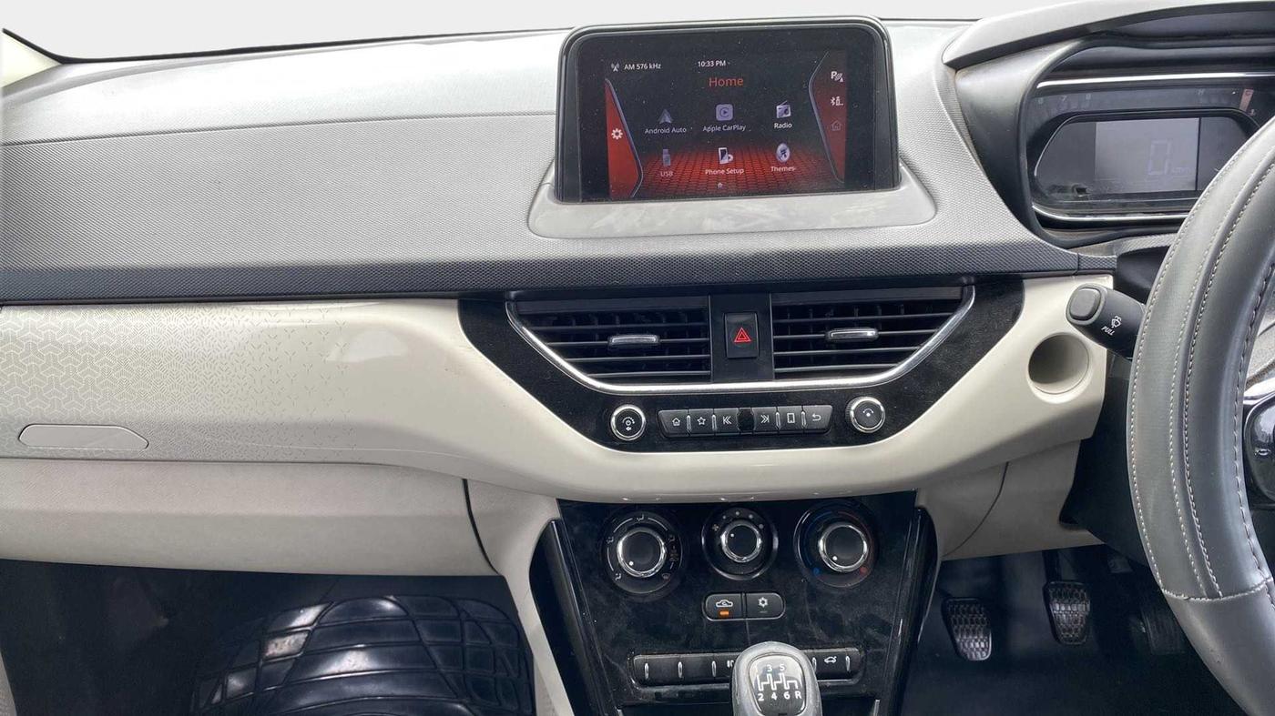 2020 Tata NEXON XZ DIESEL, Diesel, Manual, 43,523 km, Air Conditioner