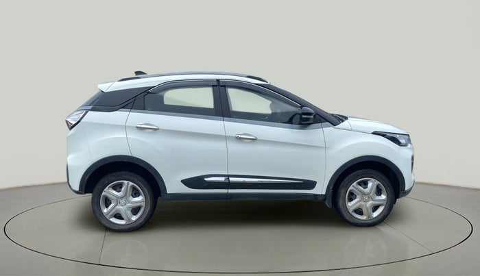 2020 Tata NEXON XZ DIESEL, Diesel, Manual, 43,523 km, Right Side