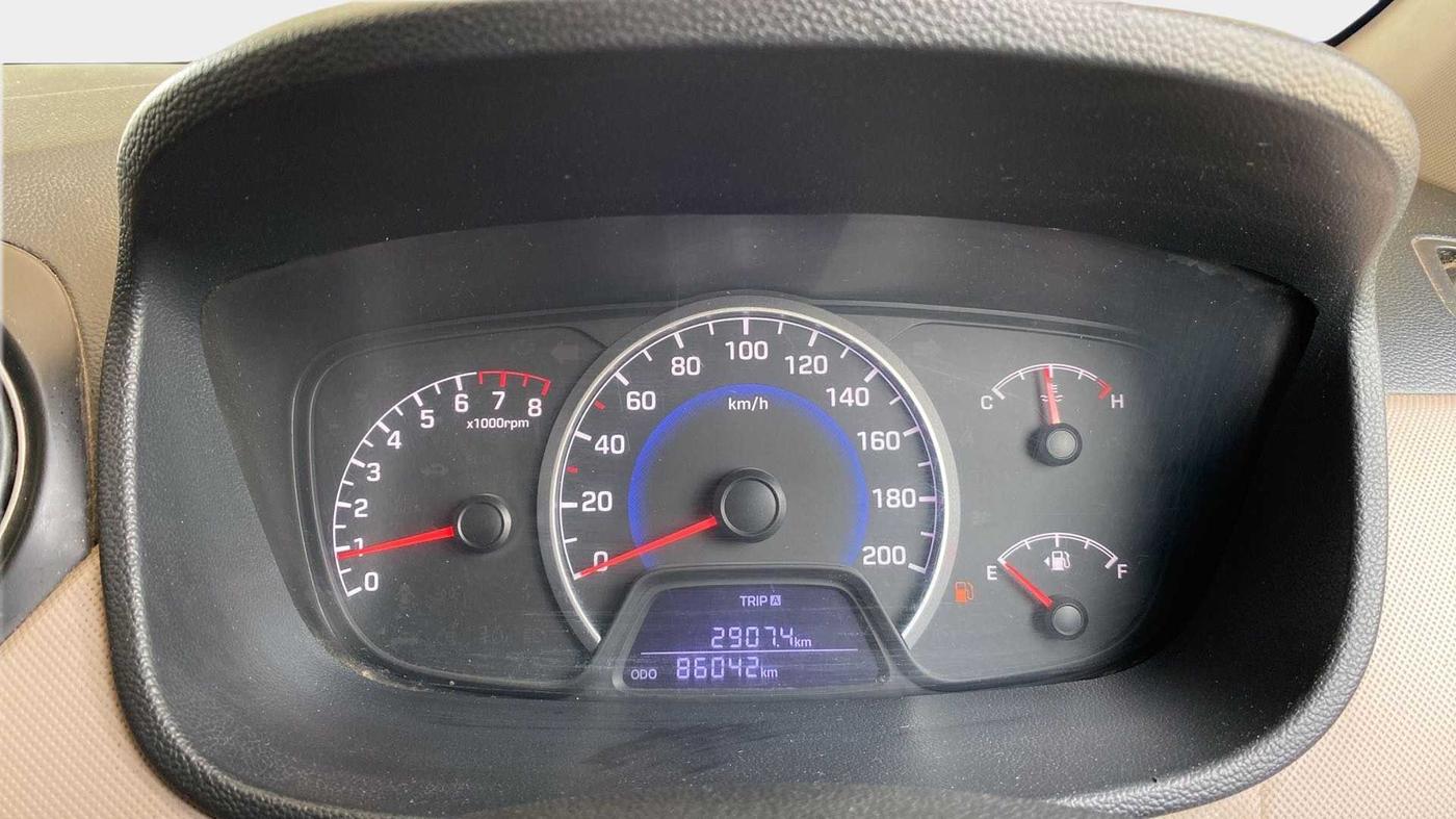 2017 Hyundai Grand i10 SPORTZ 1.2 KAPPA VTVT, Petrol, Manual, 86,009 km, Odometer Image