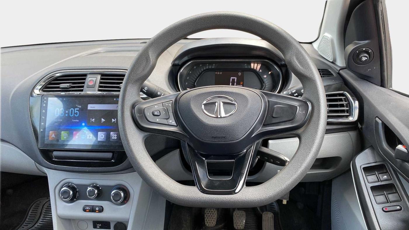 2022 Tata Tiago XT (O) PETROL, Petrol, Manual, 2,146 km, Steering Wheel Close Up