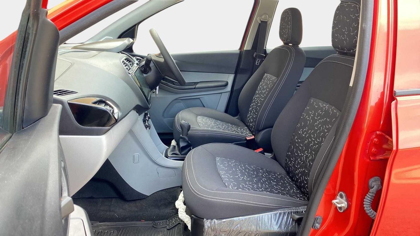 2022 Tata Tiago XT (O) PETROL, Petrol, Manual, 2,146 km, Right Side Front Door Cabin