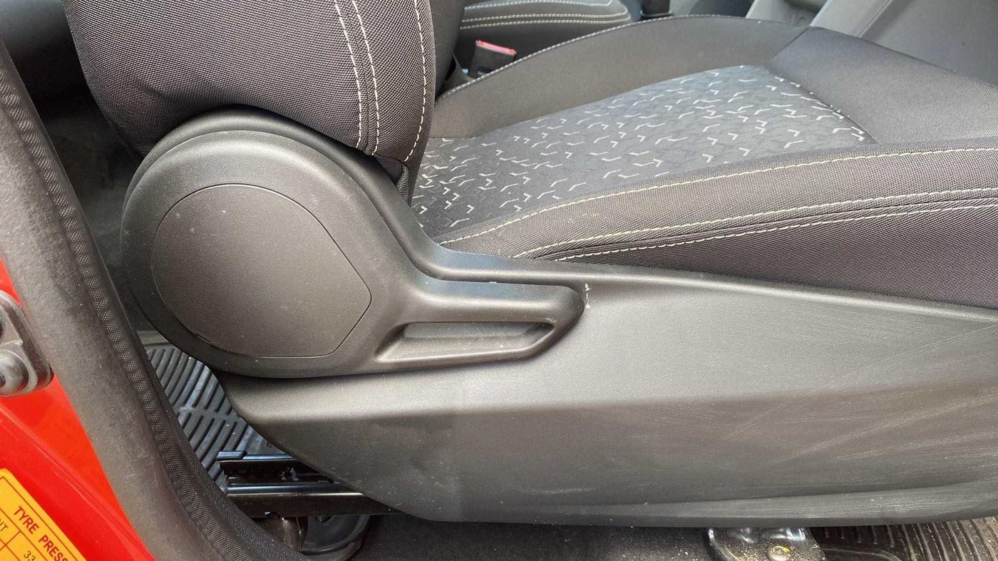 2022 Tata Tiago XT (O) PETROL, Petrol, Manual, 2,146 km, Driver Side Adjustment Panel