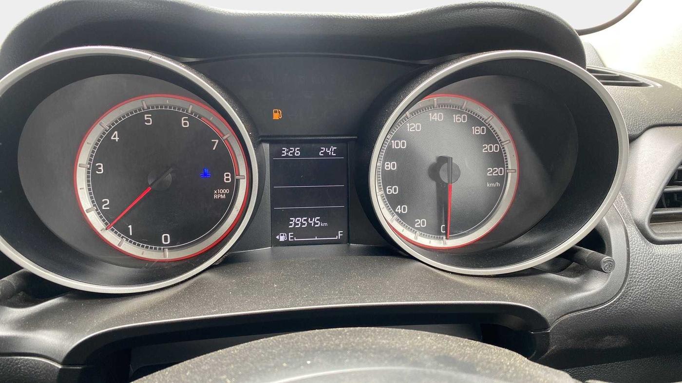 2018 Maruti Swift ZXI PLUS, Petrol, Manual, 39,543 km, Odometer Image