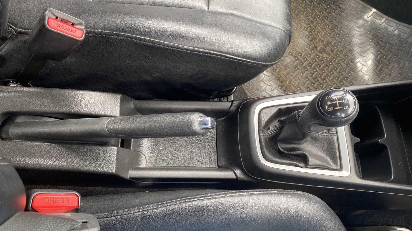 2018 Maruti Swift ZXI PLUS, Petrol, Manual, 39,543 km, Gear Lever