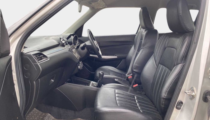 2018 Maruti Swift ZXI PLUS, Petrol, Manual, 39,543 km, Right Side Front Door Cabin