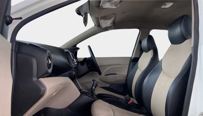 2018 Hyundai NEW SANTRO MAGNA AMT, Petrol, Automatic, 53,669 km, Right Side Front Door Cabin