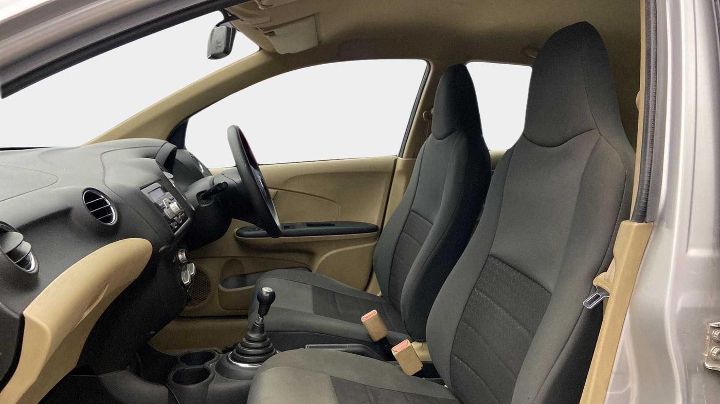 2015 Honda Brio S MT, Petrol, Manual, 52,975 km, Right Side Front Door Cabin