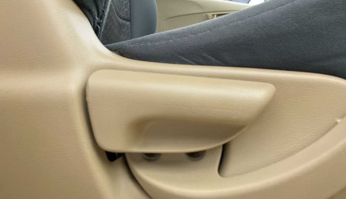 2015 Honda Brio S MT, Petrol, Manual, 52,975 km, Driver Side Adjustment Panel