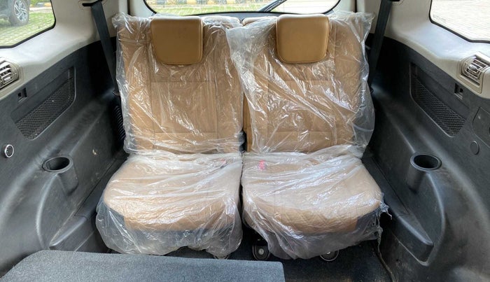 2019 Mahindra XUV500 W11, Diesel, Manual, 55,744 km, Third Seat Row ( optional )