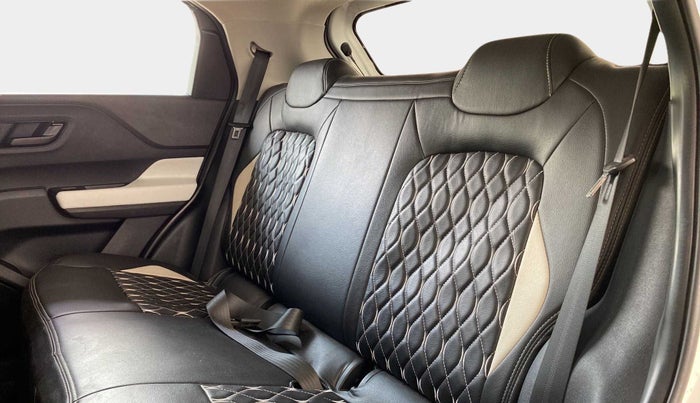 2022 Tata PUNCH ACCOMPLISHED MT, Petrol, Manual, 25,659 km, Right Side Rear Door Cabin