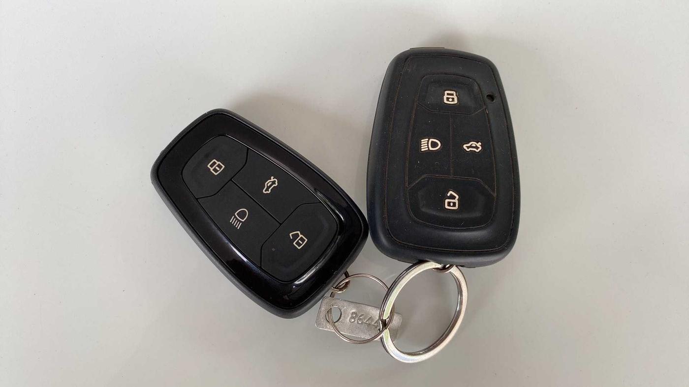 2022 Tata PUNCH ACCOMPLISHED MT, Petrol, Manual, 25,659 km, Key Close Up