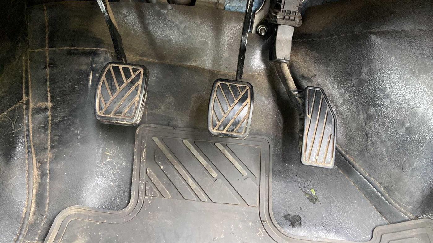 2019 Maruti Swift ZXI PLUS, Petrol, Manual, 27,836 km, Pedals