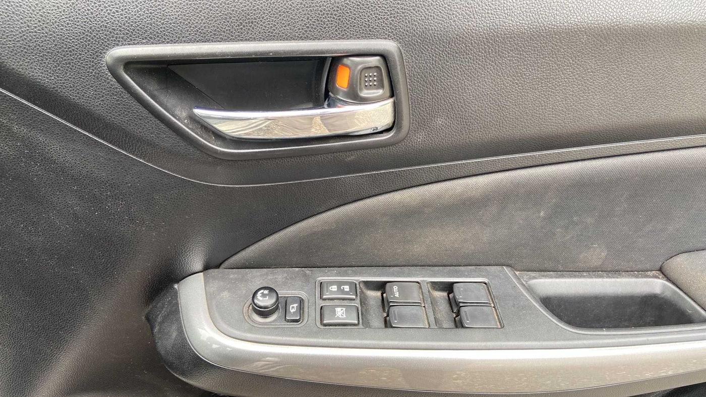 2019 Maruti Swift ZXI PLUS, Petrol, Manual, 27,836 km, Driver Side Door Panels Control