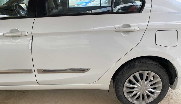 2021 Maruti Ciaz SIGMA 1.5 SHVS MT  PETROL, Petrol, Manual, 32,298 km, Rear left door - Slightly dented