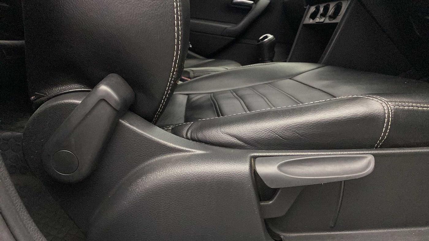2019 Volkswagen Polo TRENDLINE 1.0L, Petrol, Manual, 57,026 km, Driver Side Adjustment Panel