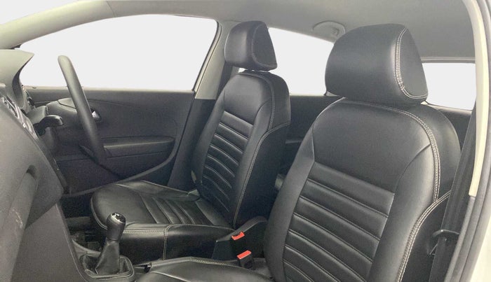 2019 Volkswagen Polo TRENDLINE 1.0L, Petrol, Manual, 57,026 km, Right Side Front Door Cabin