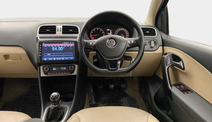 2016 Volkswagen Ameo HIGHLINE1.2L, Petrol, Manual, 51,155 km, Steering Wheel Close Up