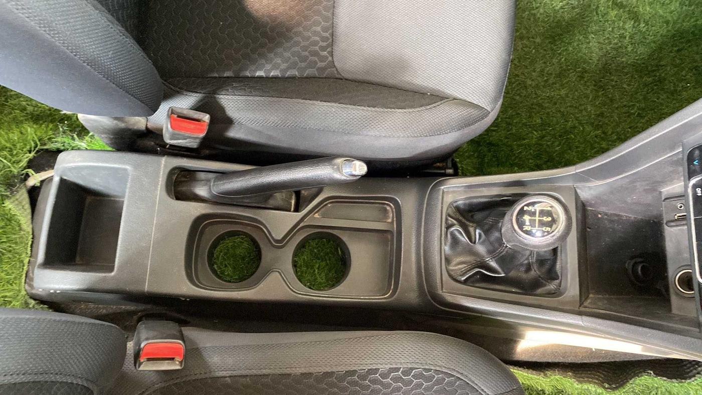 2017 Maruti Vitara Brezza ZDI, Diesel, Manual, 52,709 km, Gear Lever