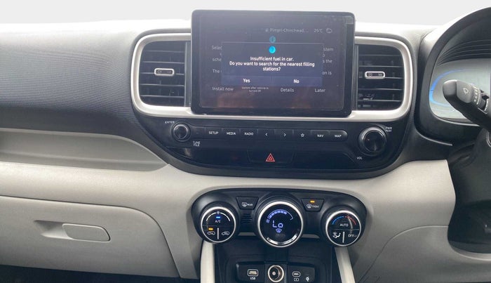 2022 Hyundai VENUE SX 1.2 PETROL, Petrol, Manual, 9,530 km, Air Conditioner