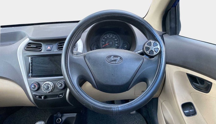 2017 Hyundai Eon ERA +, Petrol, Manual, 17,292 km, Steering Wheel Close Up