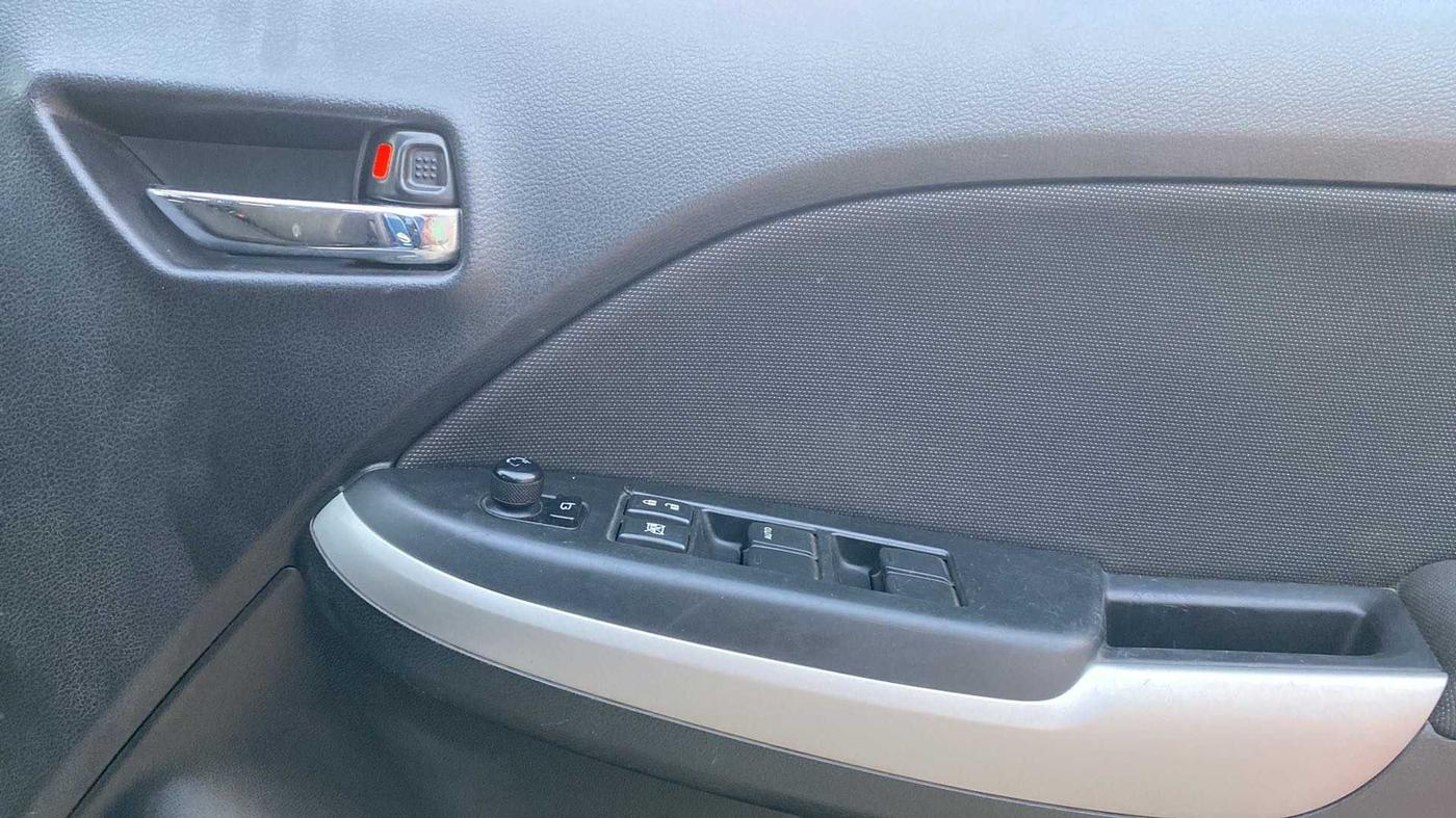 2017 Maruti Baleno DELTA PETROL 1.2, Petrol, Manual, 26,271 km, Driver Side Door Panels Control