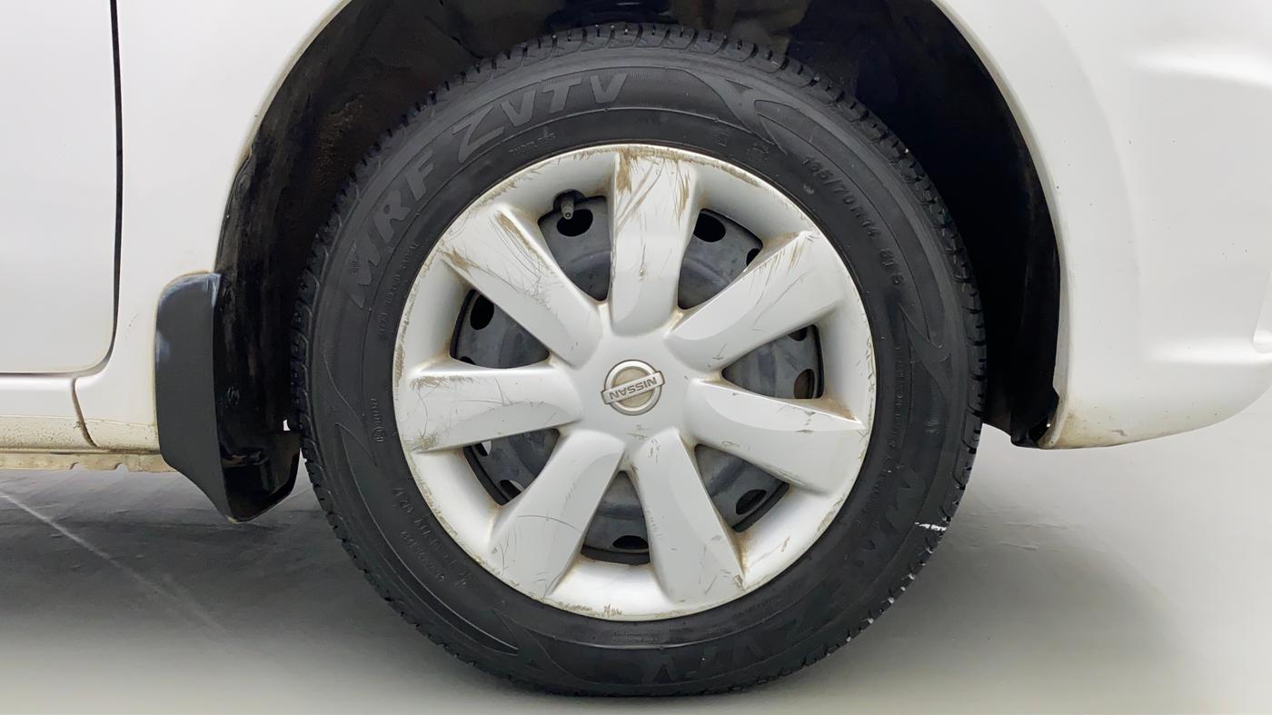 2017 Nissan Micra Active XV S, Petrol, Manual, 37,962 km, Right Front Wheel
