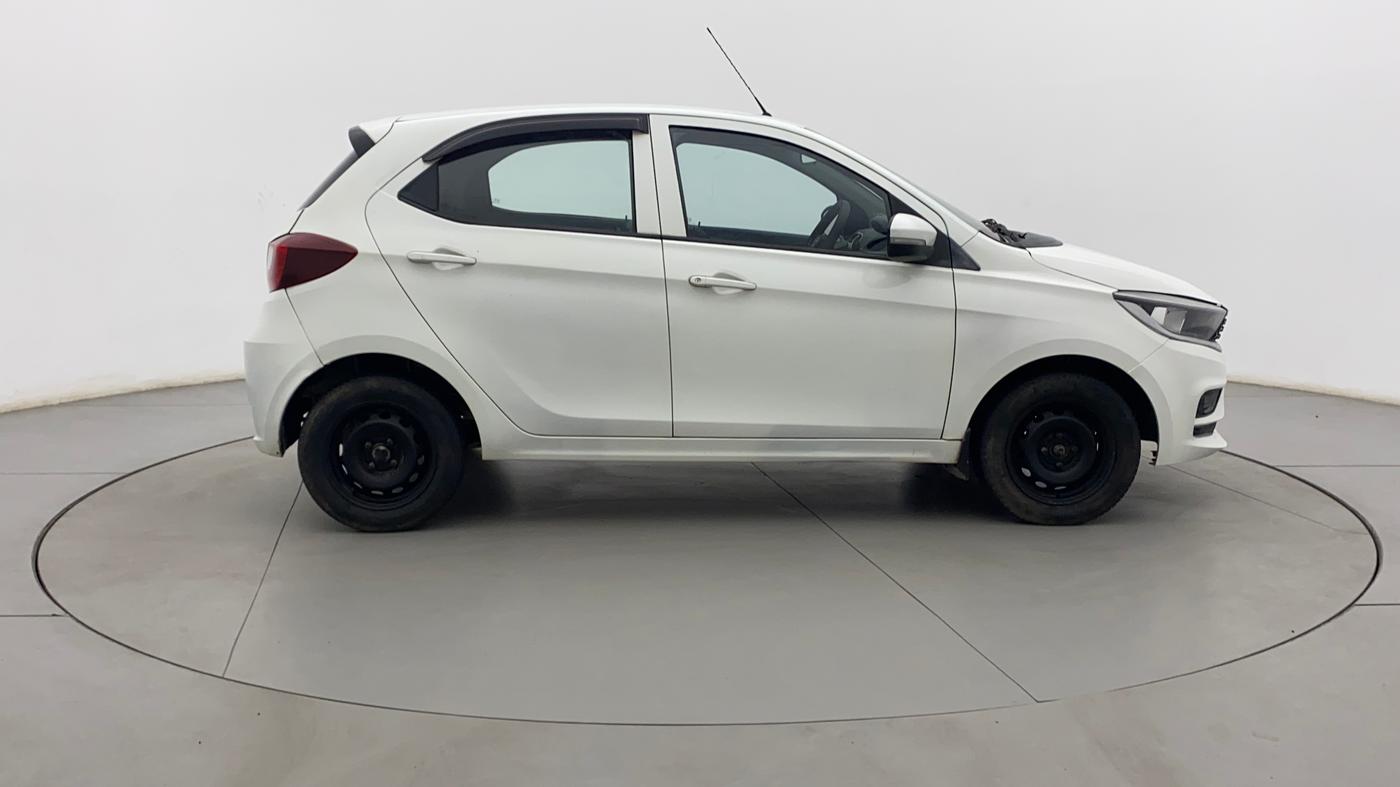 2020 Tata Tiago XT PETROL, Petrol, Manual, 51,999 km, Right Side View