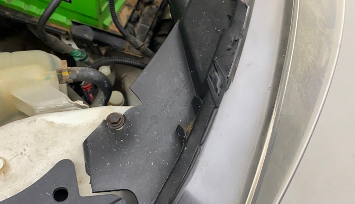 2020 Tata Tiago XT PETROL, Petrol, Manual, 51,999 km, Left headlight - Clamp has minor damage