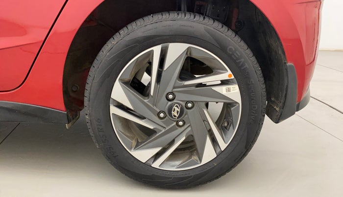 2022 Hyundai NEW I20 ASTA (O) 1.5 CRDI MT, Diesel, Manual, 26,467 km, Left Rear Wheel