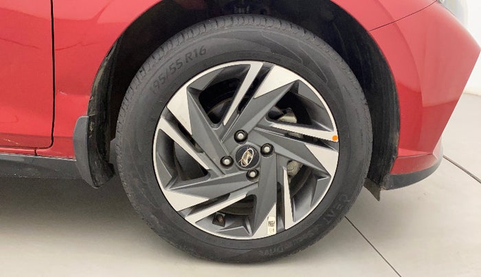 2022 Hyundai NEW I20 ASTA (O) 1.5 CRDI MT, Diesel, Manual, 26,467 km, Right Front Wheel