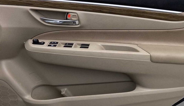 2022 Maruti Ciaz ZETA 1.5 SHVS MT PETROL, Petrol, Manual, 15,994 km, Driver Side Door Panels Control