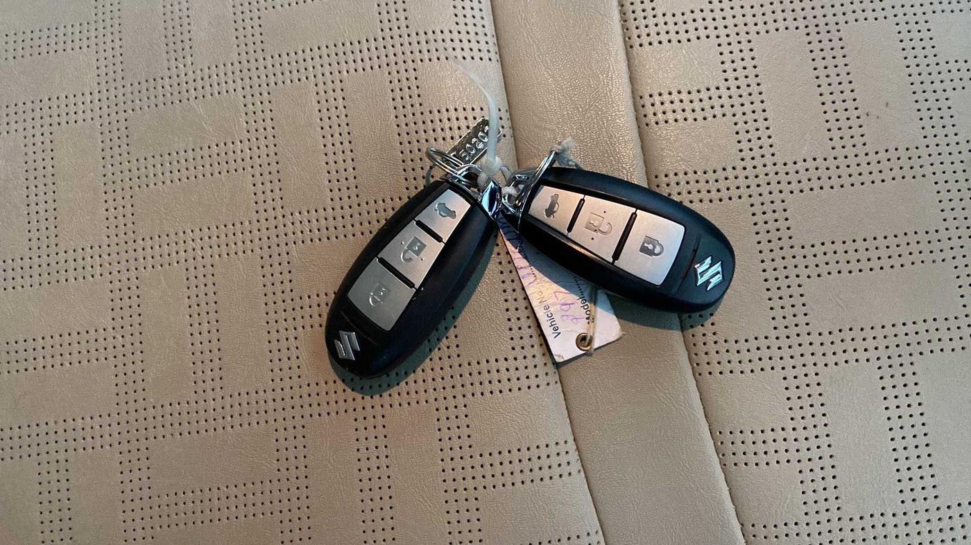 2022 Maruti Ciaz ZETA 1.5 SHVS MT PETROL, Petrol, Manual, 15,994 km, Key Close Up