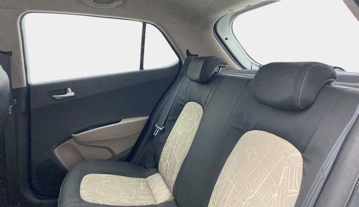 2018 Hyundai Grand i10 ASTA 1.2 KAPPA VTVT, Petrol, Manual, 42,137 km, Right Side Rear Door Cabin