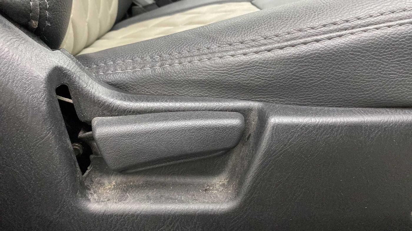 2020 Maruti Alto LXI, Petrol, Manual, 13,485 km, Driver Side Adjustment Panel