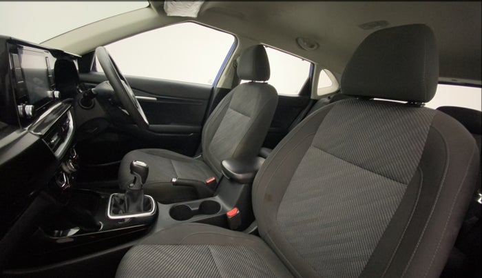 2020 KIA SELTOS HTK PLUS 1.5, Petrol, Manual, 39,245 km, Right Side Front Door Cabin