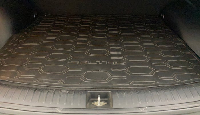 2020 KIA SELTOS HTK PLUS 1.5, Petrol, Manual, 39,245 km, Boot Inside