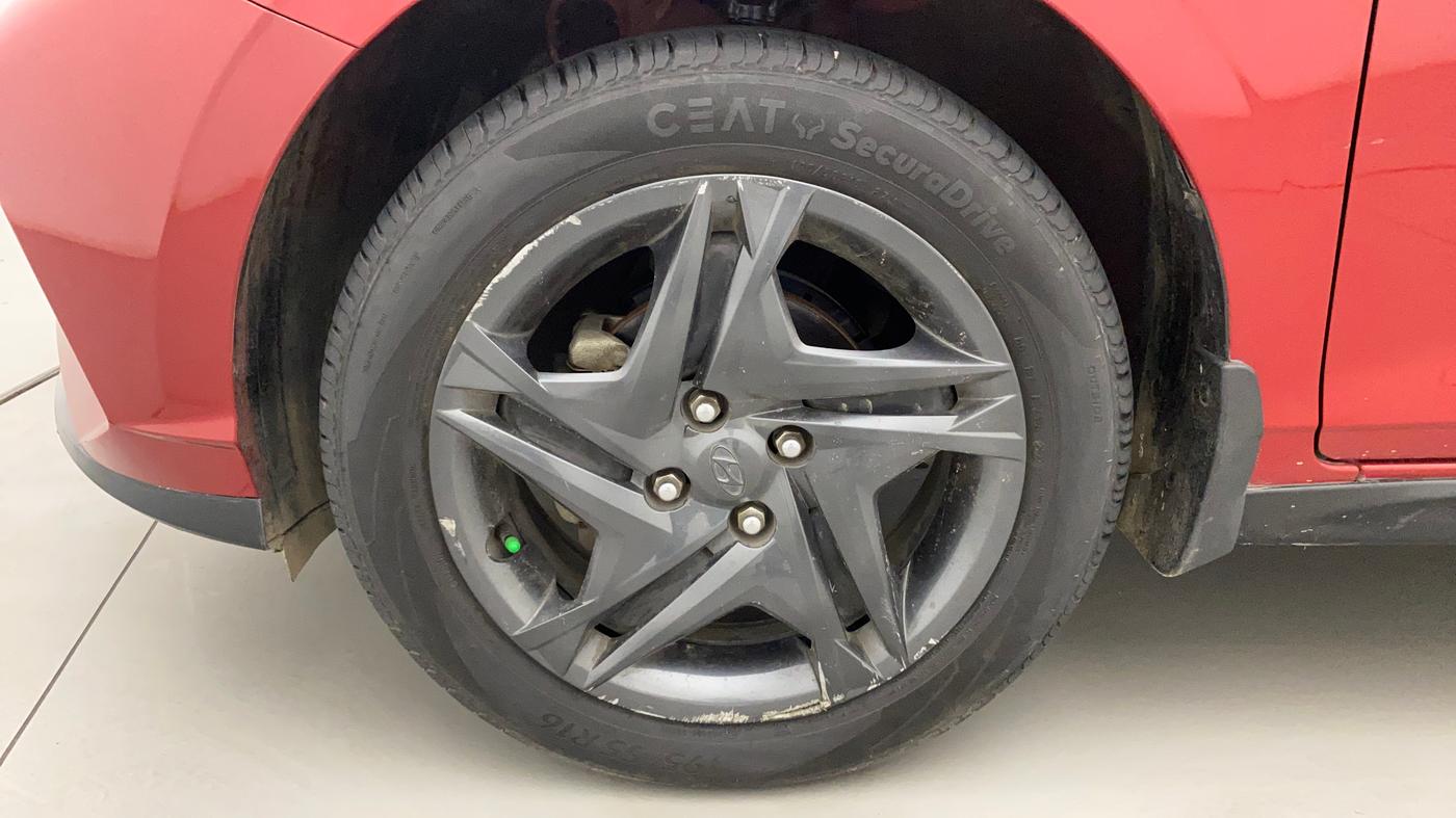 2022 Hyundai NEW I20  SPORTZ 1.0TURBO DCT, Petrol, Automatic, 17,328 km, Left Front Wheel