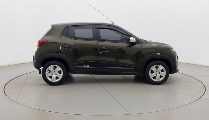 2022 Renault Kwid RXT 1.0 AMT, Petrol, Automatic, 17,171 km, Right Side View