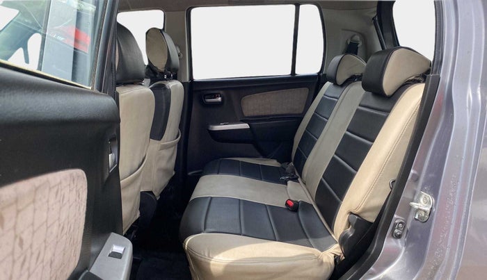 2013 Maruti Wagon R 1.0 VXI, Petrol, Manual, 62,330 km, Right Side Rear Door Cabin