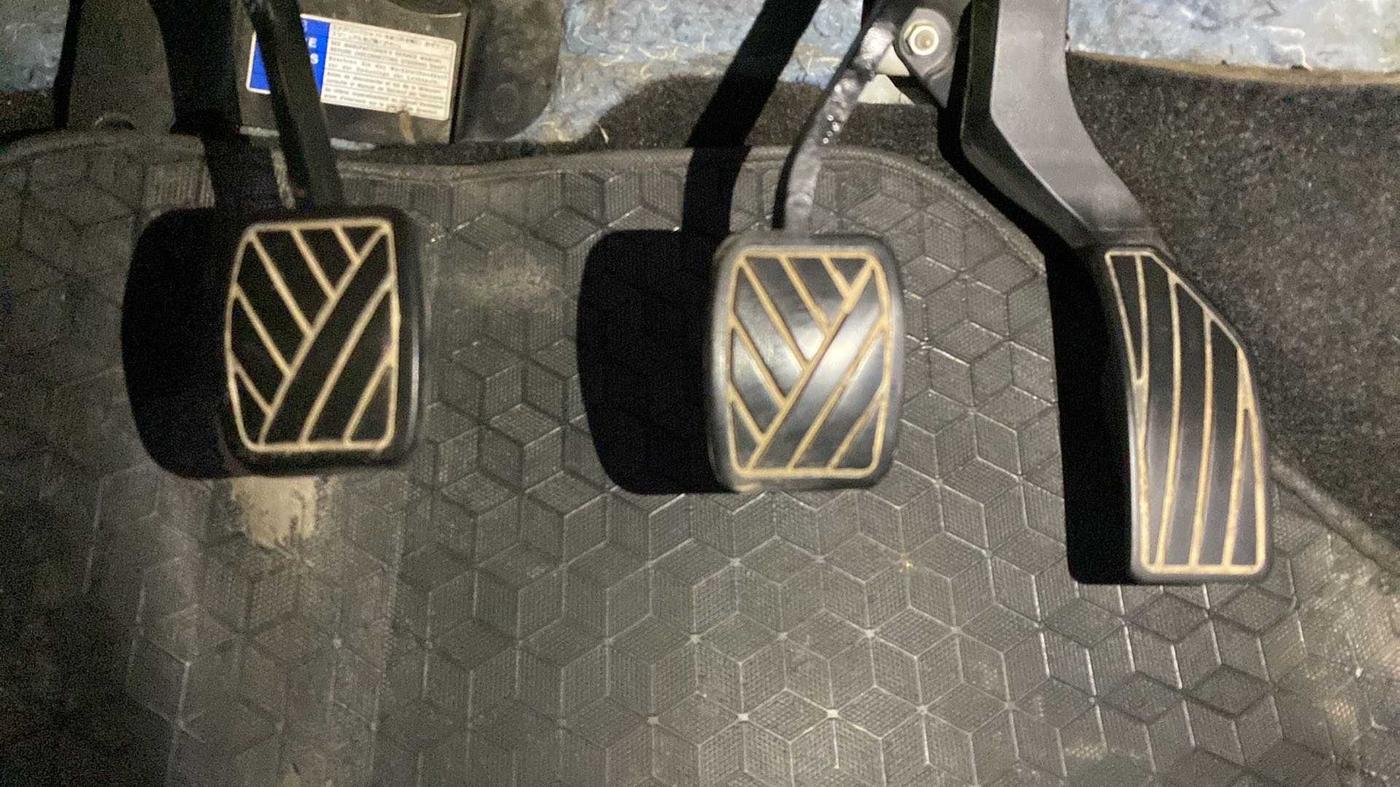 2017 Maruti Vitara Brezza VDI, Diesel, Manual, 33,691 km, Pedals