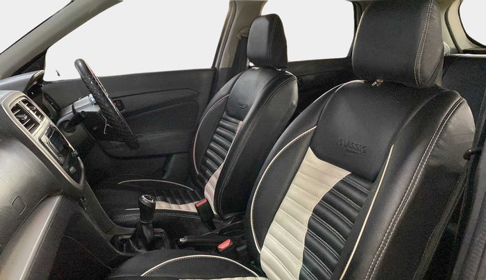 2017 Maruti Vitara Brezza VDI, Diesel, Manual, 33,691 km, Right Side Front Door Cabin