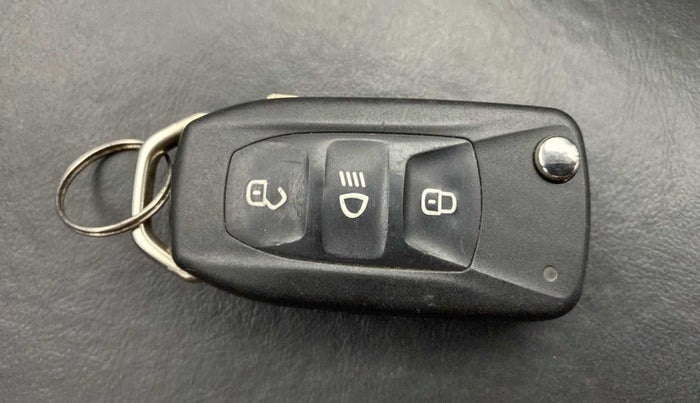 2021 Tata ALTROZ XM PLUS PETROL, Petrol, Manual, 16,602 km, Key Close Up