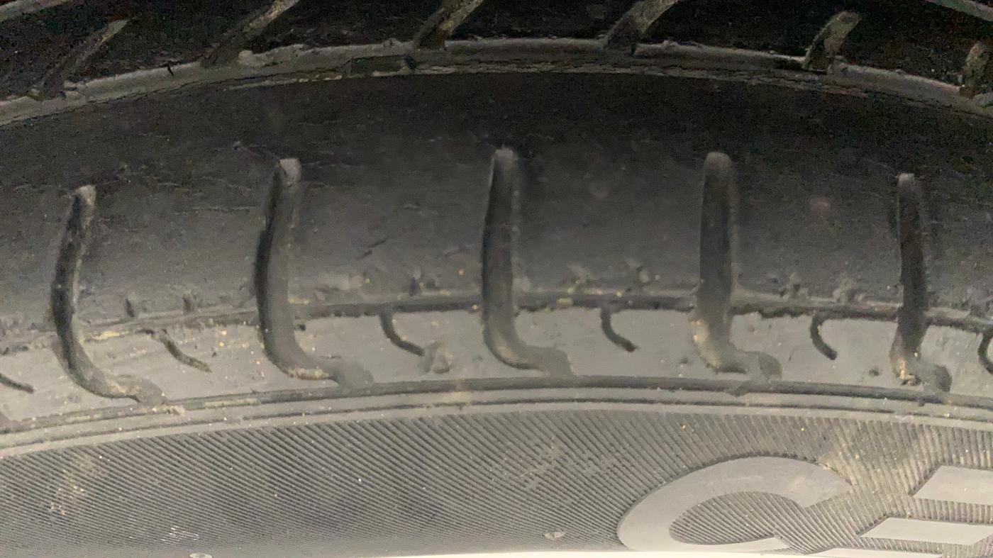 2017 Renault Kwid RXT 0.8, Petrol, Manual, 30,702 km, Right Rear Tyre Tread