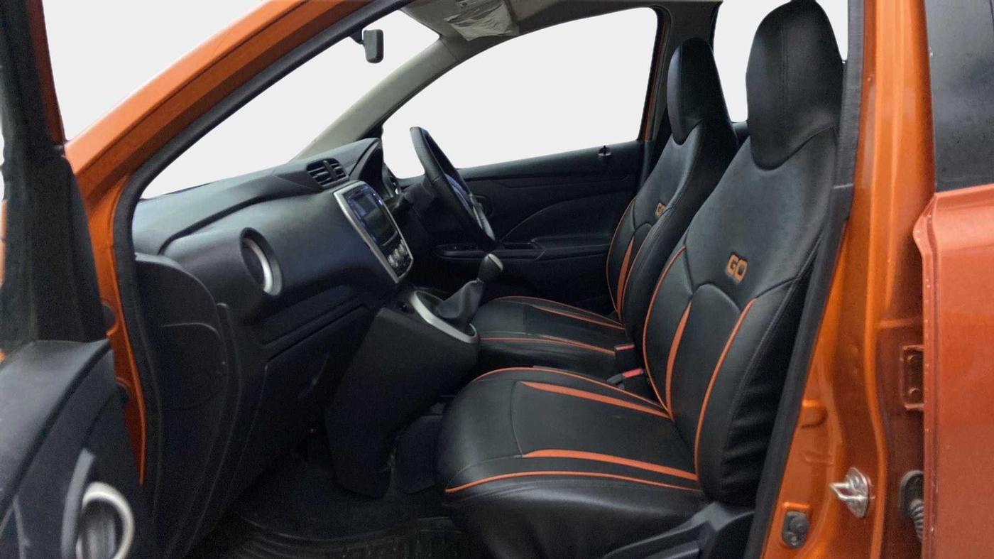 2018 Datsun Go T(O), Petrol, Manual, 31,754 km, Right Side Front Door Cabin