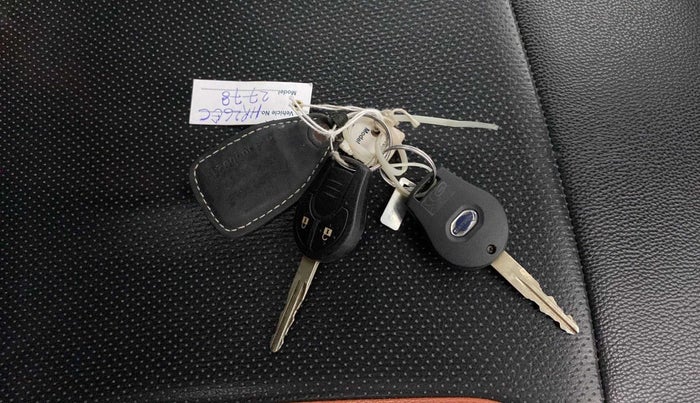 2018 Datsun Go T(O), Petrol, Manual, 31,754 km, Key Close Up