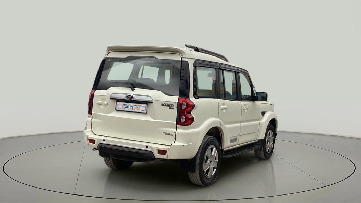 2019 Mahindra Scorpio S9, Diesel, Manual, 37,999 km, Right Back Diagonal