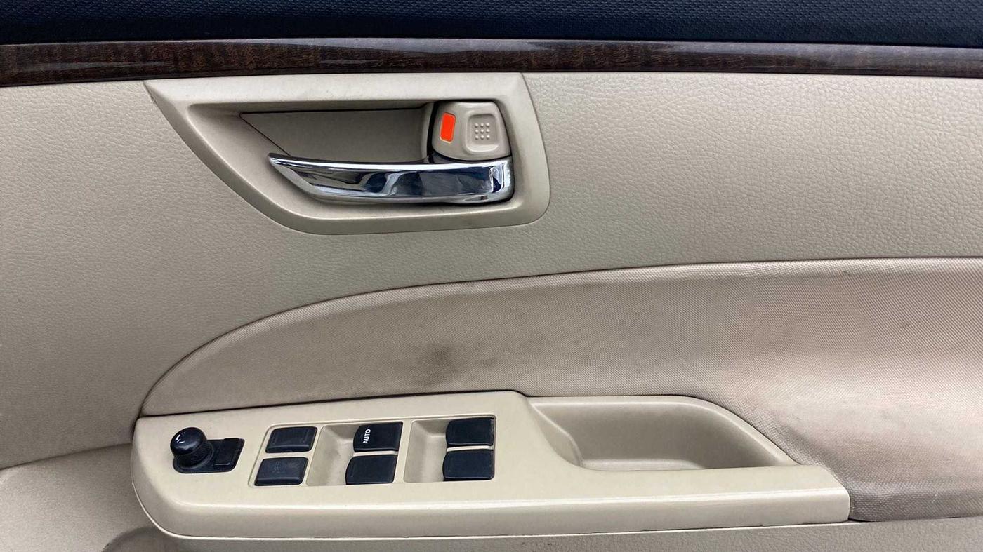 2015 Maruti Swift Dzire VDI ABS, Diesel, Manual, 89,450 km, Driver Side Door Panels Control