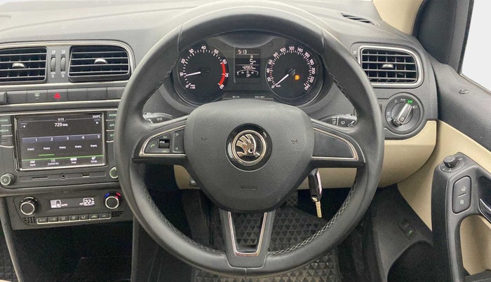 2019 Skoda Rapid STYLE 1.6 MPI, Petrol, Manual, 42,889 km, Steering Wheel Close Up