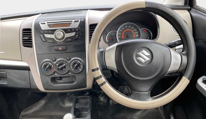 2013 Maruti Wagon R 1.0 VXI, Petrol, Manual, 29,532 km, Steering Wheel Close Up